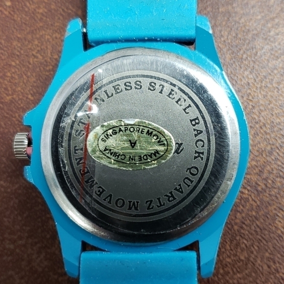 GENEVA Quartz Watch Unused NWOT
Silicone Blue - Picture 7 of 10